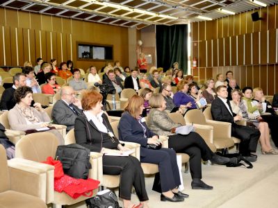 Účastníci sympózia INFOS 2011