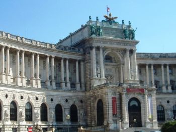 Rakúska národná knižnica (Heldenplatz)